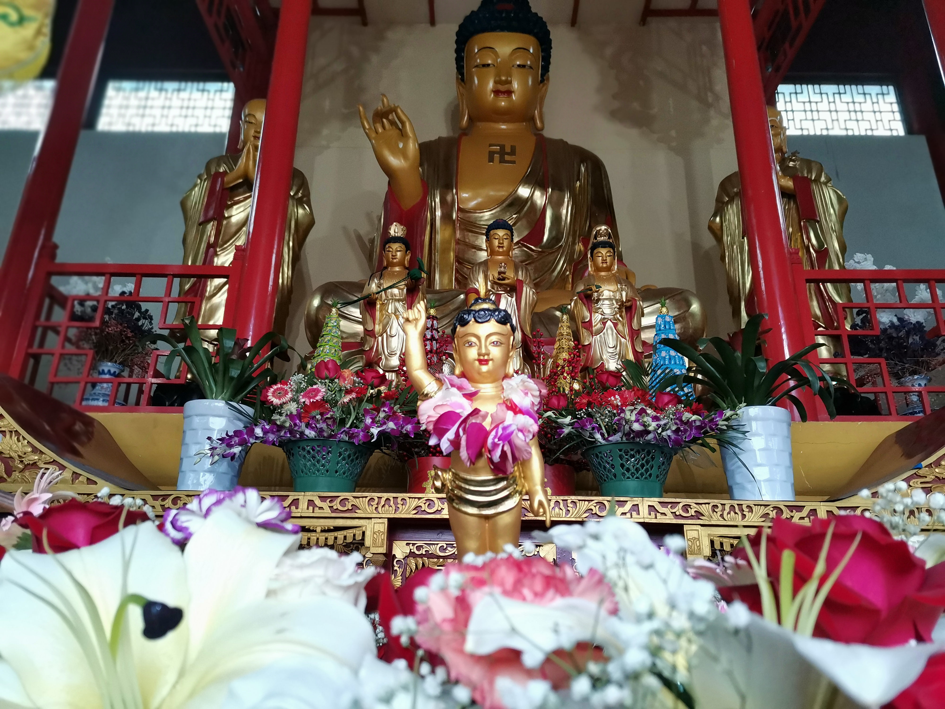 富彩网释迦牟尼佛圣诞法会圆满
