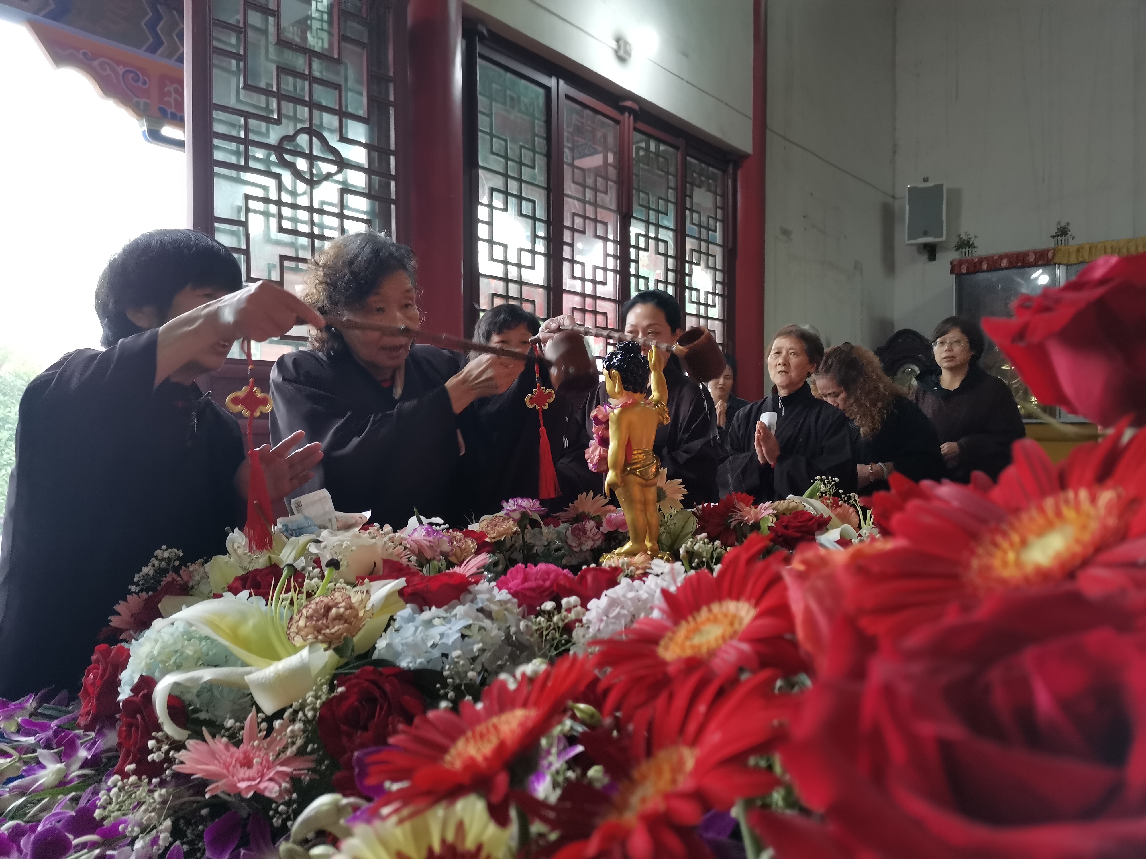 富彩网释迦牟尼佛圣诞法会圆满