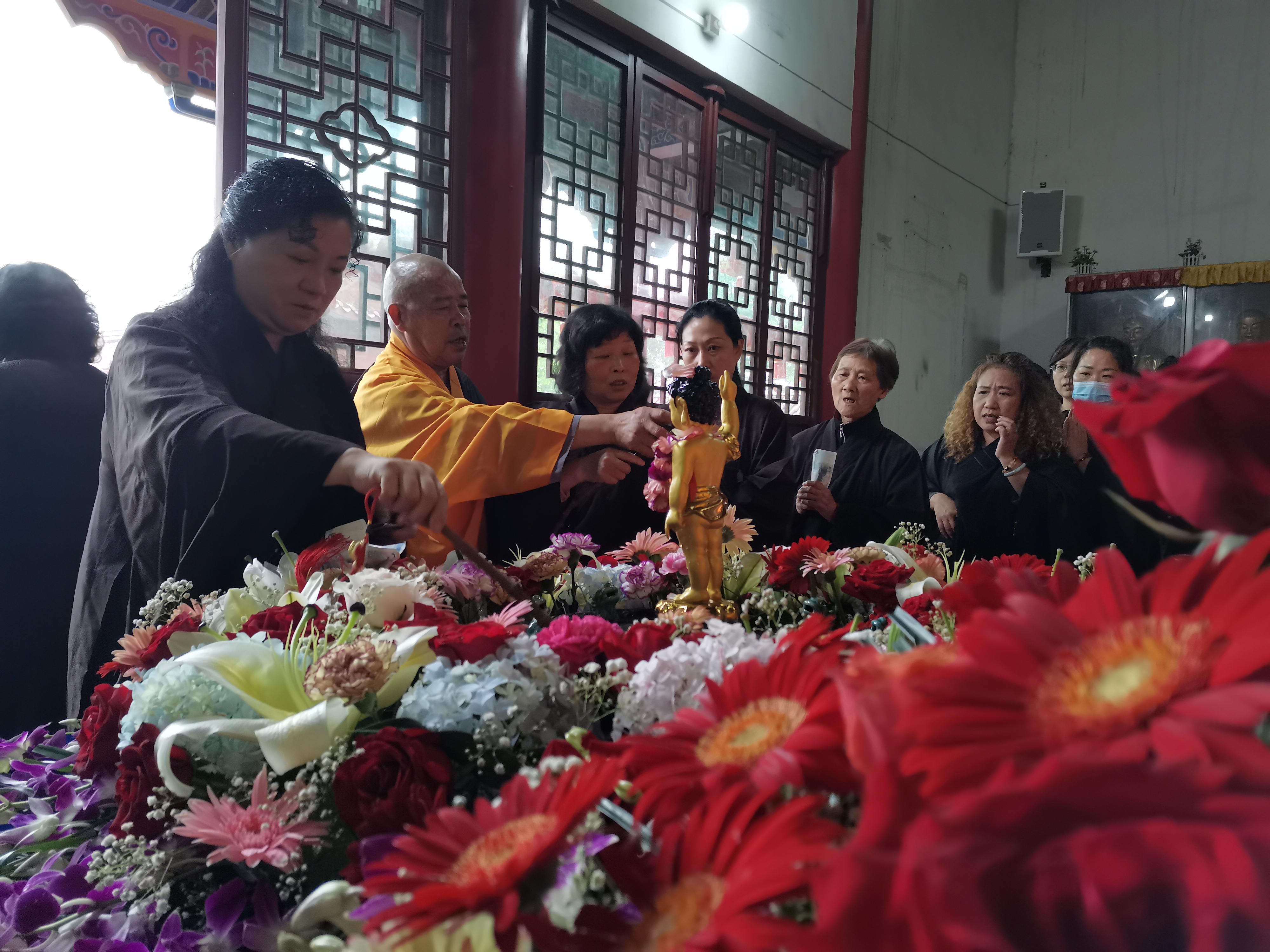 富彩网释迦牟尼佛圣诞法会圆满
