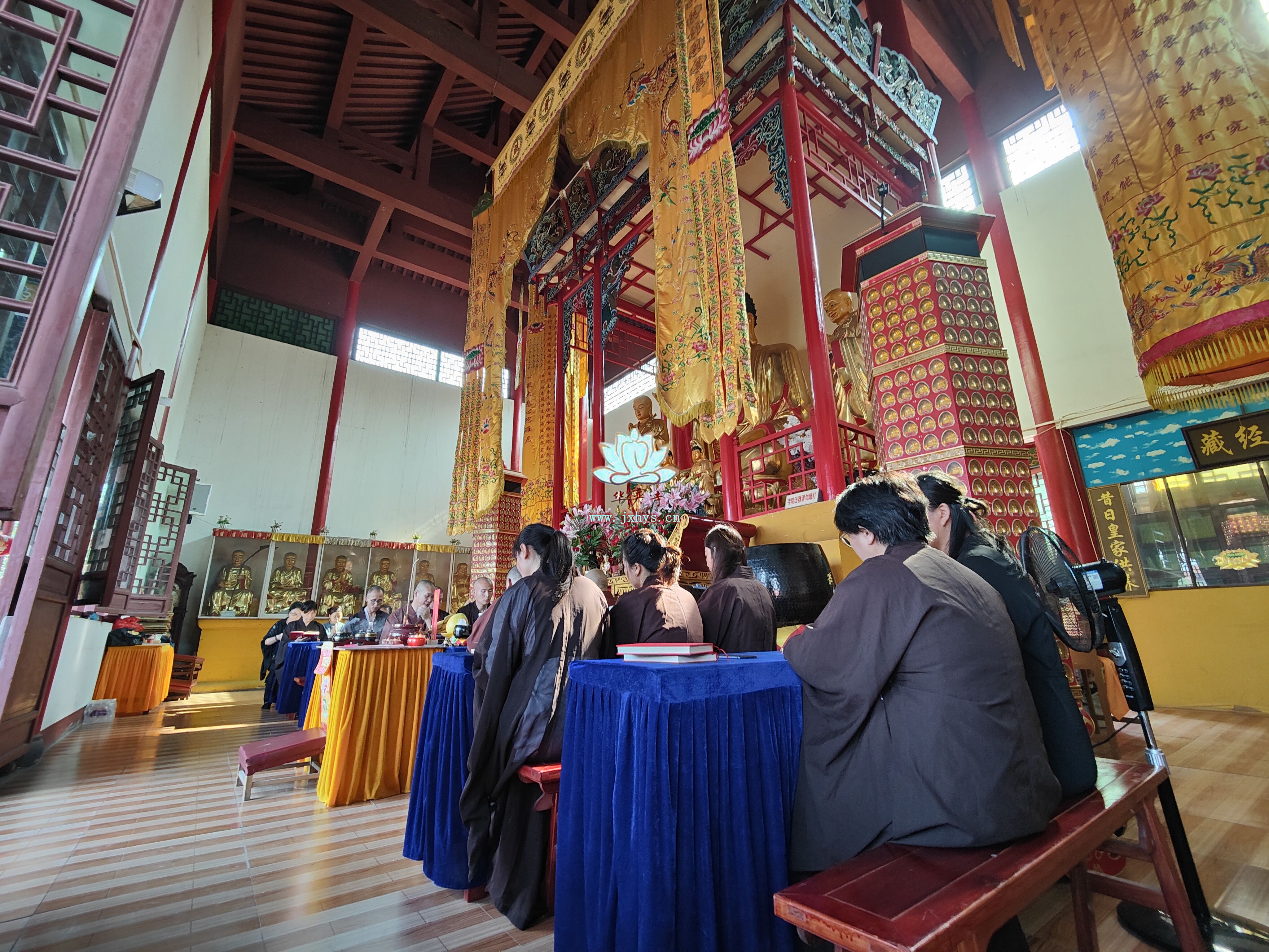 富彩网七月三十日地藏王菩萨圣诞法会圆满